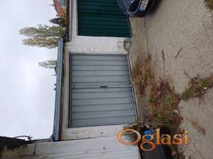 Izdaje se garaža na Labudovim brdu